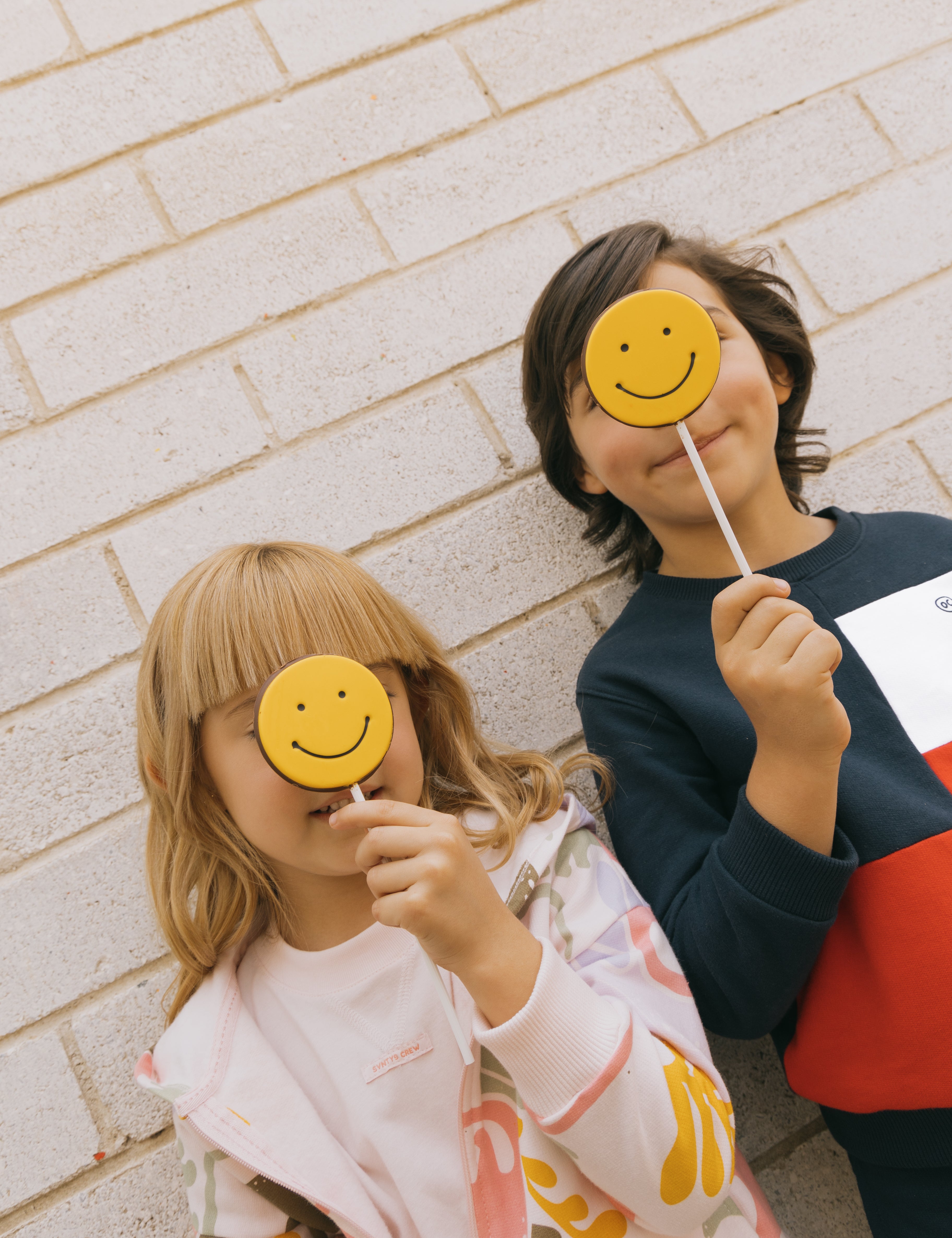 Consejos para Vestir a Hermanos o Hermanas con Estilo Coordinado