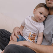 Conjunto corto de polera bermuda en denim para recién nacido niño