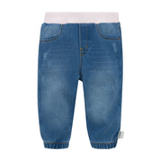 Pantalón en denim para recién nacida niña