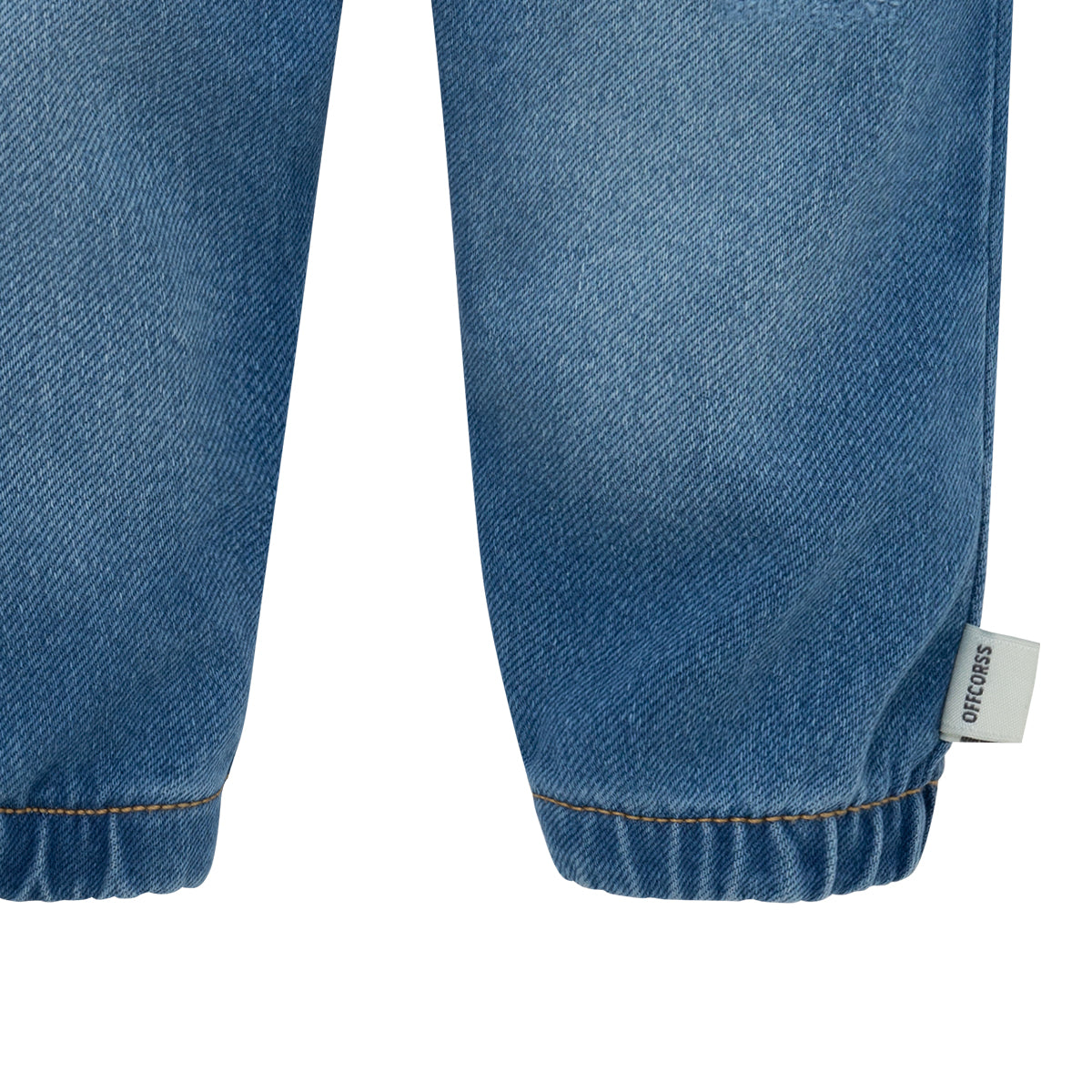 Pantalón en denim para recién nacida niña